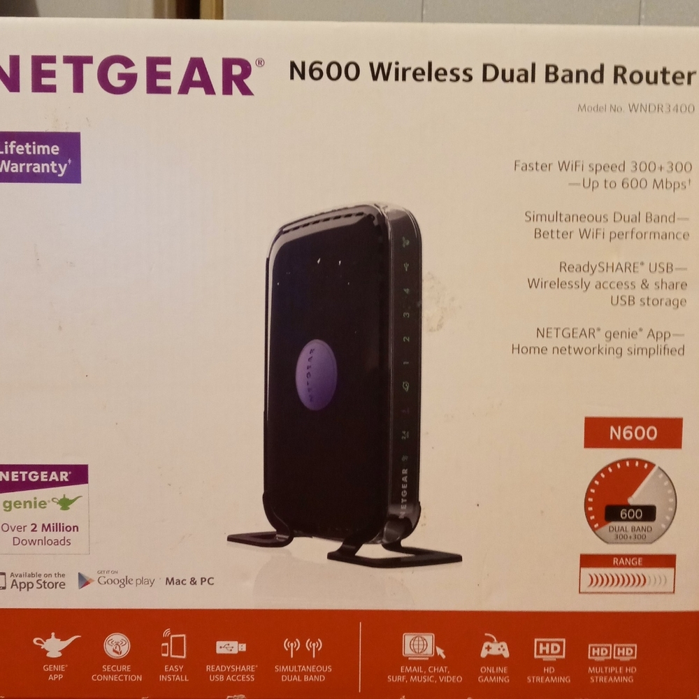 Netgear N600 Duel Band Router - Picture 2 of 6